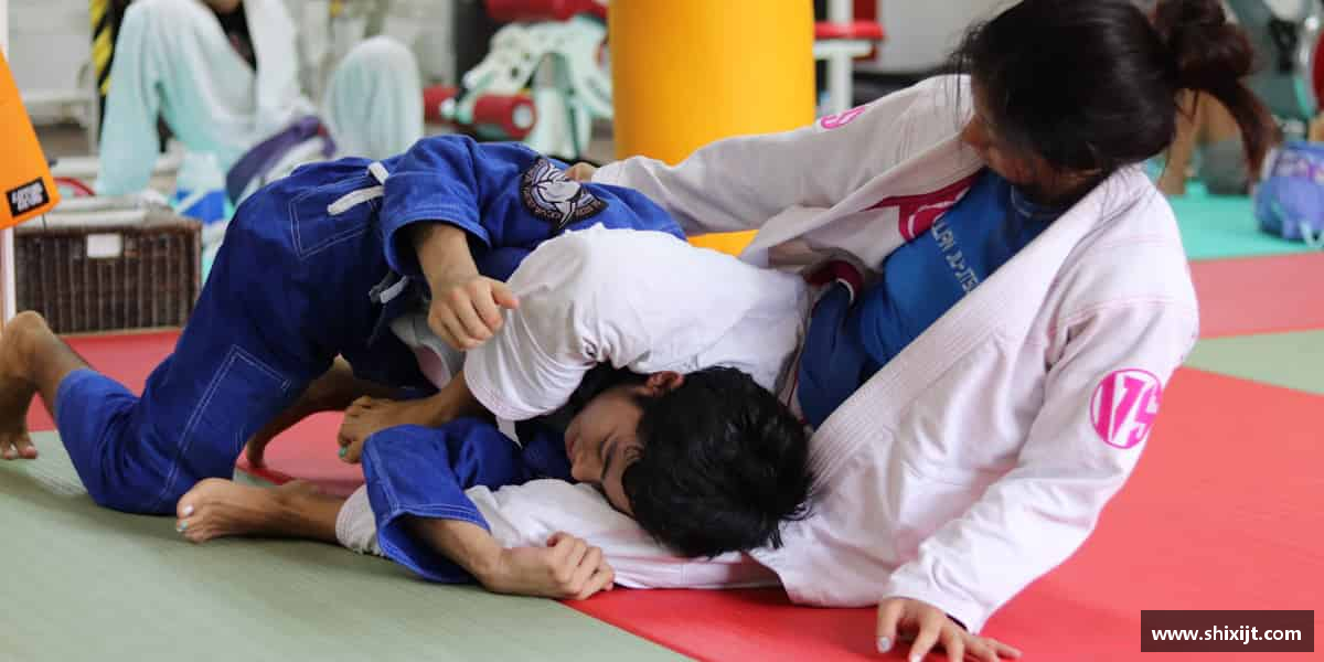 快盈x热血沸腾，梦想如火燃烧。